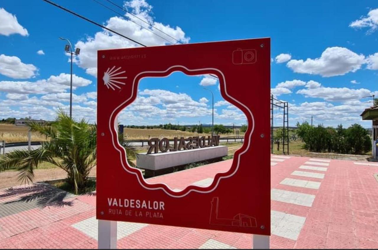 Alojamiento El Miajon De Los Castuos Valdesalor Экстерьер фото