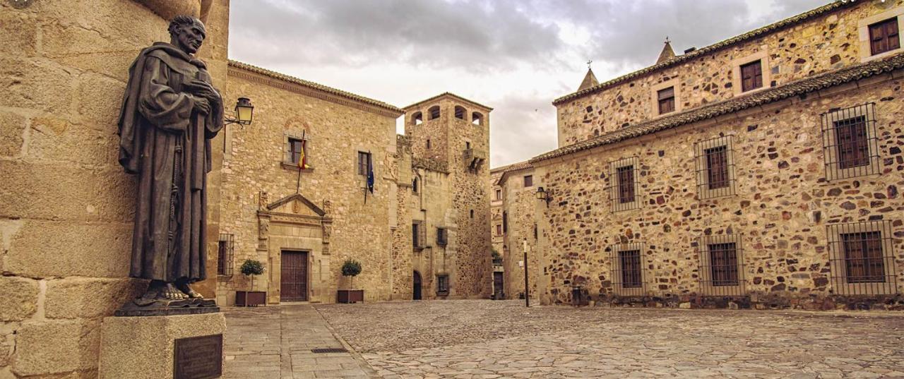 Alojamiento El Miajon De Los Castuos Valdesalor Экстерьер фото