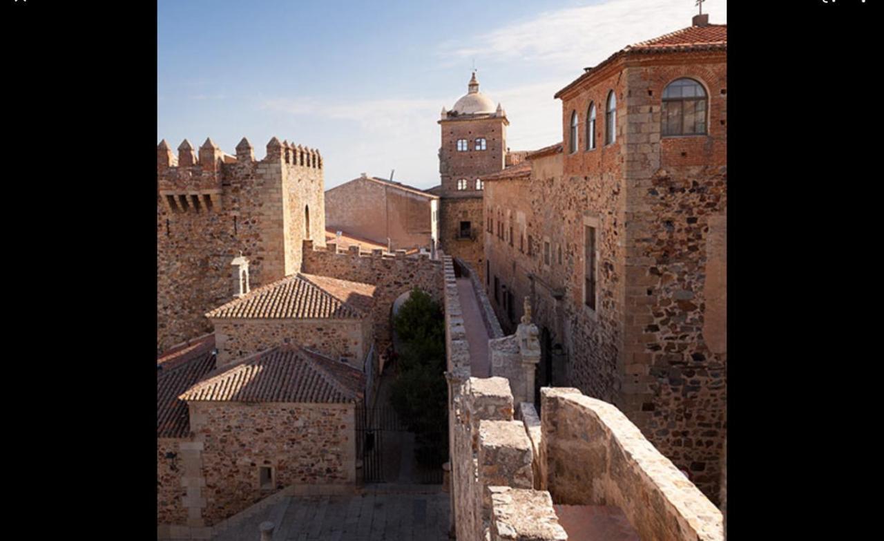 Alojamiento El Miajon De Los Castuos Valdesalor Экстерьер фото